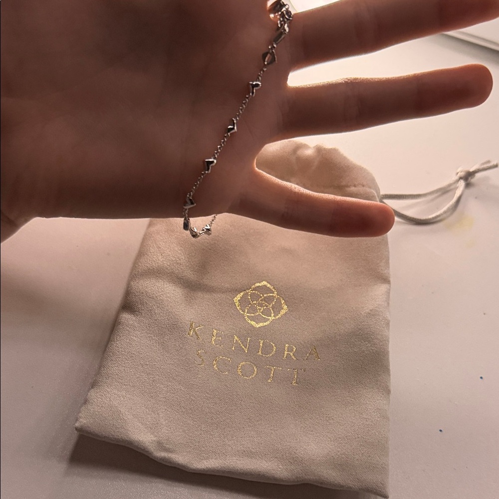 Kendra Scott Silver Heart Link Bracelet - Silver (BRAND NEW)